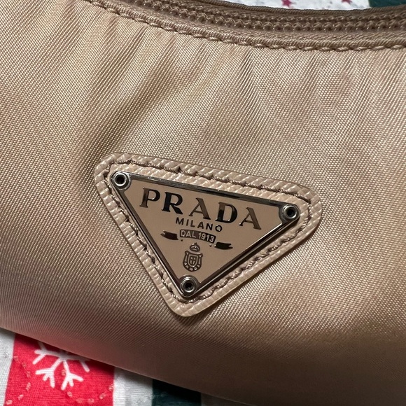 ❤️AUTH. Prada Re-Edition 2000 hobo Tessuto Mini❤️ - Picture 4 of 12